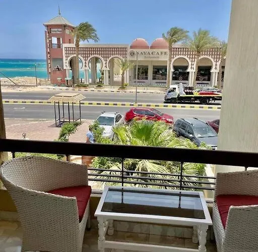 2 3 Sea View Infront Of Palma De Meritee * Hurghada