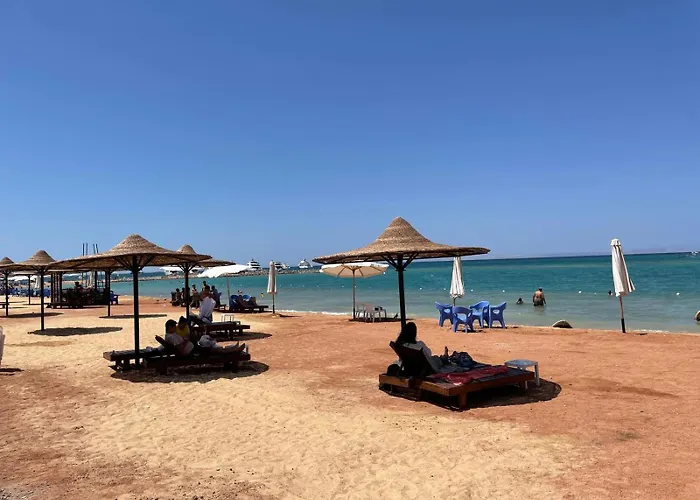 2 3 Sea View Infront Of Palma De Meritee * Hurghada